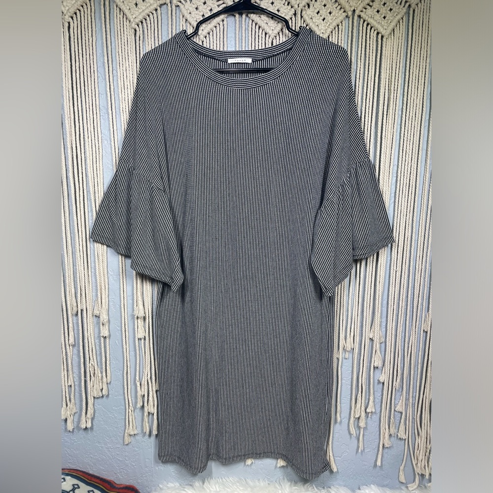 Ruffled sleeve black and white vertical stripe dress